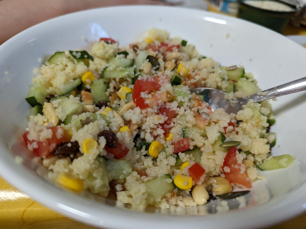 EASY COUSCOUS salad